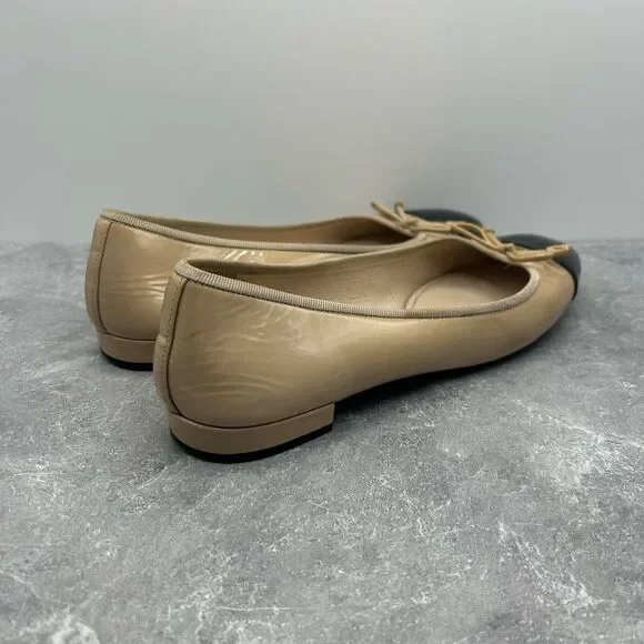Prada Beige Black Leather Ballet Flats Slip On Size 39.5 Bow Accent Cap Toe